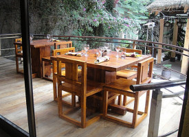 Antica Bar Restaurant Bole አንቲካ ባርና ሬስቶራንት ቦሌ À l'intérieur