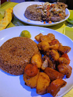 Chez Ndioufa Terrasse food