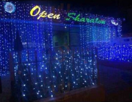 Open Sharaton food
