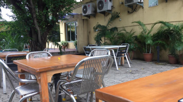 La Mango And Lounge Ikeja Gra À l'intérieur