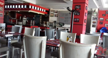 Fast Food La Formule À l'intérieur