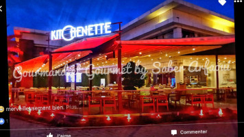 Kitchenette Cafe À l'intérieur