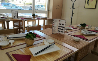 Zikoto Sushi À l'intérieur