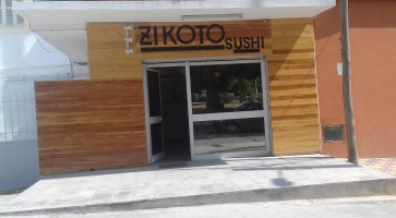 Zikoto Sushi Extérieur